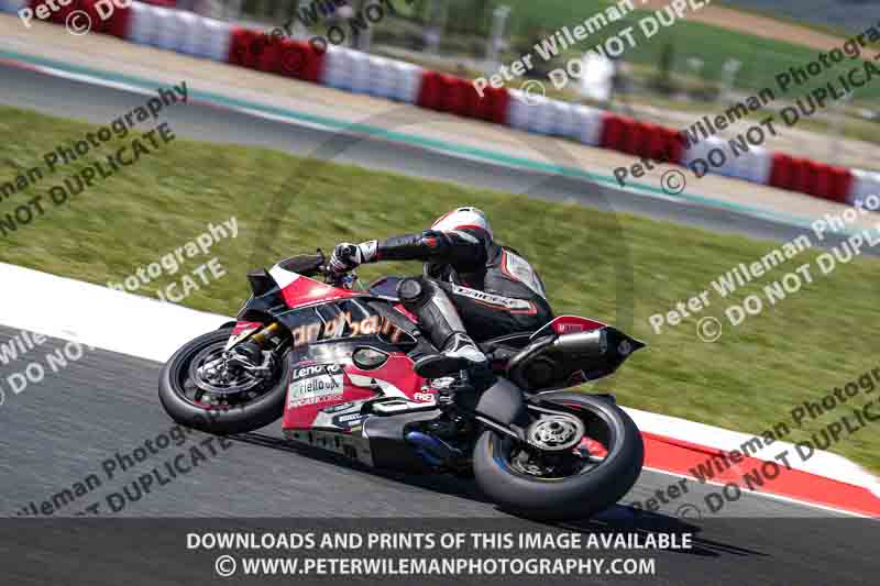 cadwell no limits trackday;cadwell park;cadwell park photographs;cadwell trackday photographs;enduro digital images;event digital images;eventdigitalimages;navarra;no limits trackdays;peter wileman photography;racing digital images;trackday digital images;trackday photos